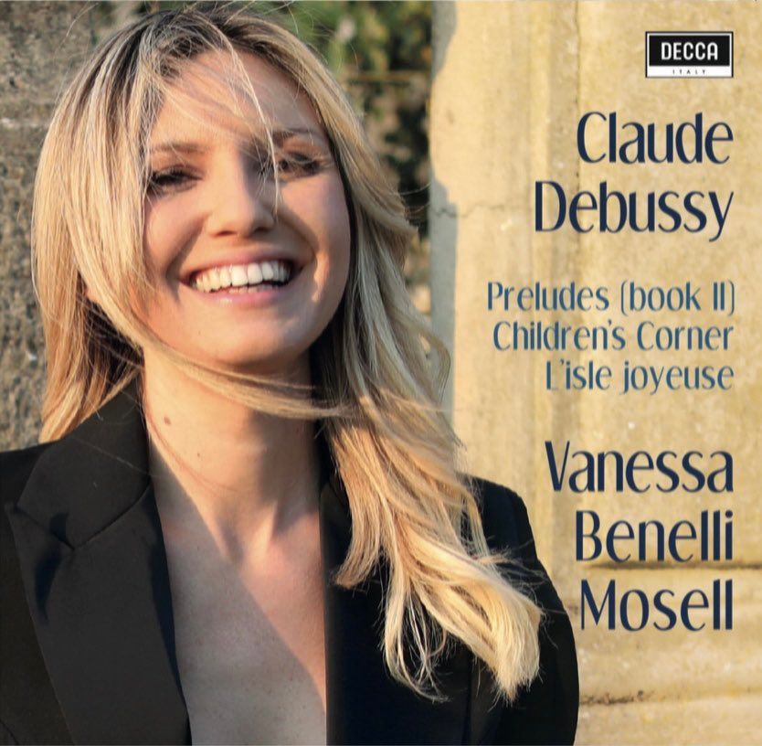 L'isle joyeuse: Vanessa Benelli Mosell plays Debussy
