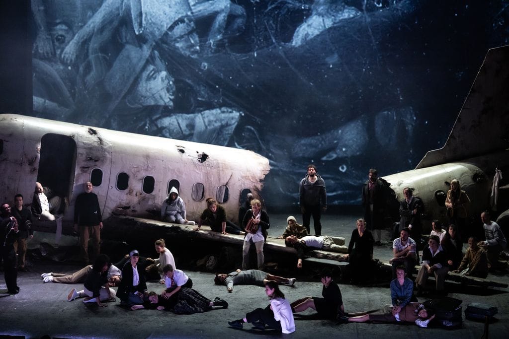 Staged Brahms in Paris: Director David Bobée's response to Deutsches Requiem